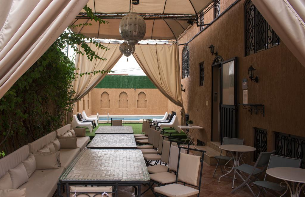 Dar Mezouar Aparthotel Marrakesh Exterior photo