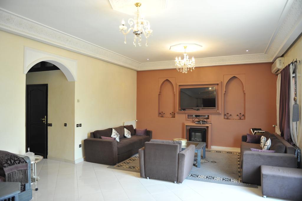 Dar Mezouar Aparthotel Marrakesh Exterior photo