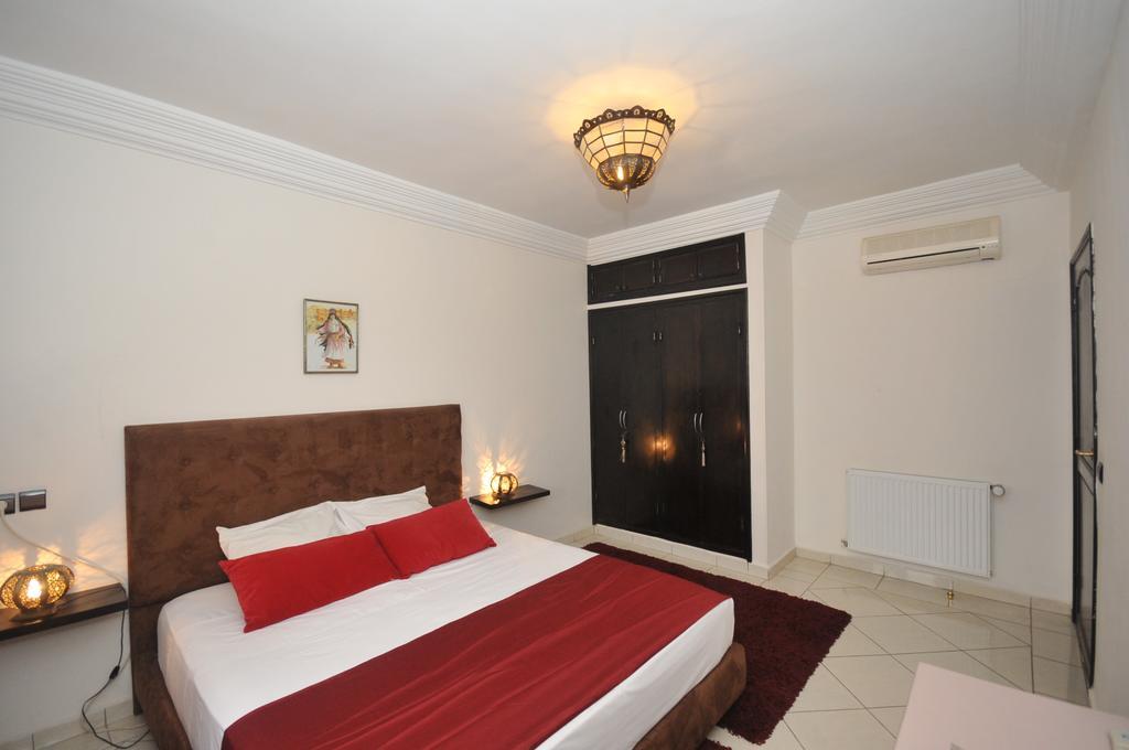 Dar Mezouar Aparthotel Marrakesh Exterior photo